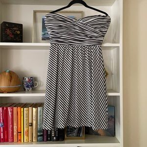 Striped BCBG strapless dress